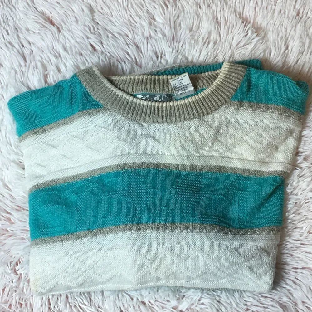 CITY STREETS VTG SWEATER  - Picture 7 of 7